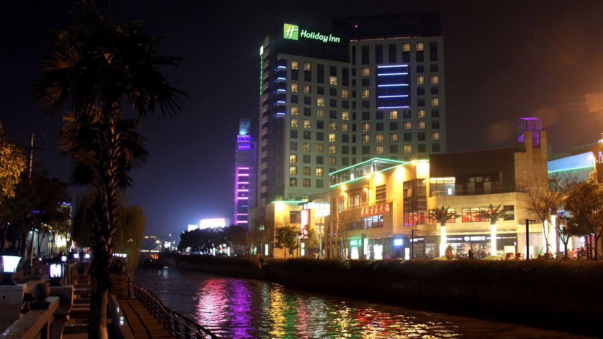Holiday Inn Taicang City Centre By Ihg Extérieur photo